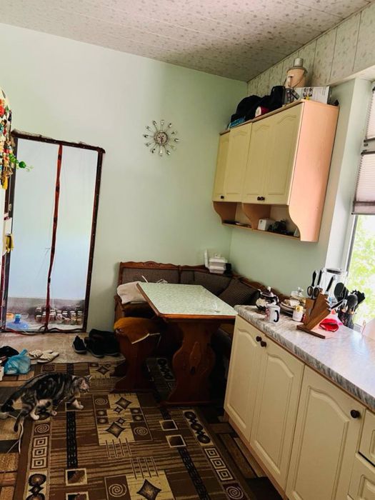 Уй сотилади хамма нарсаси билан