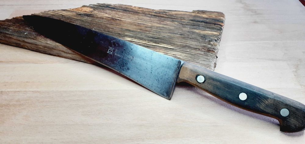 Cutit vechi de bucatarie facut de GUSTAV EMIL ERN