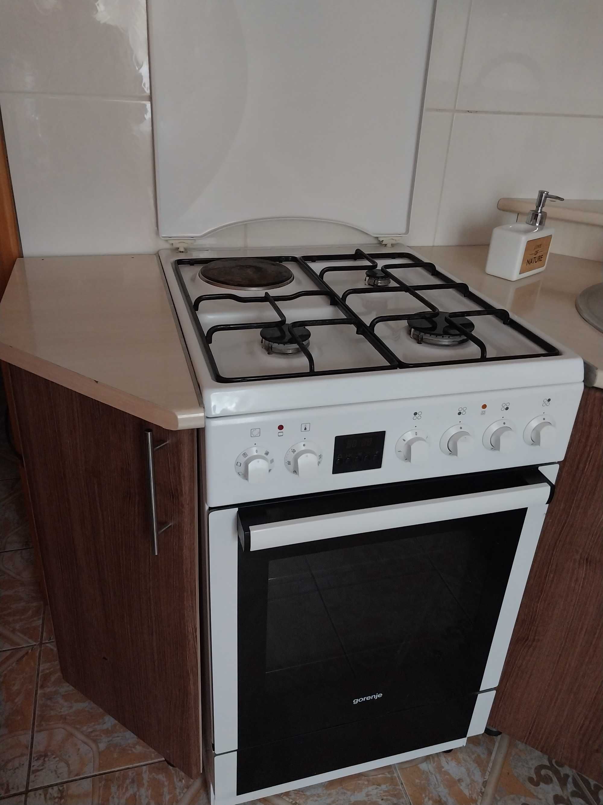 Кухонный гарнитур б/у