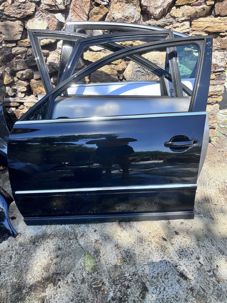 Предна лява врата черна за volkswagen passat b4/5