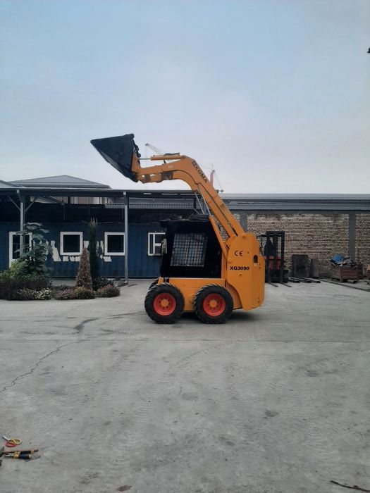 Мини погрузчик сотилади 13.800$