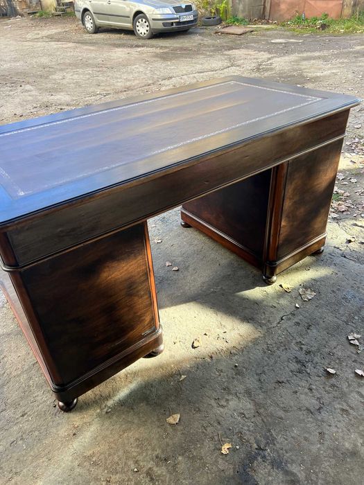 Birou clasic,englezesc/recent restaurat!