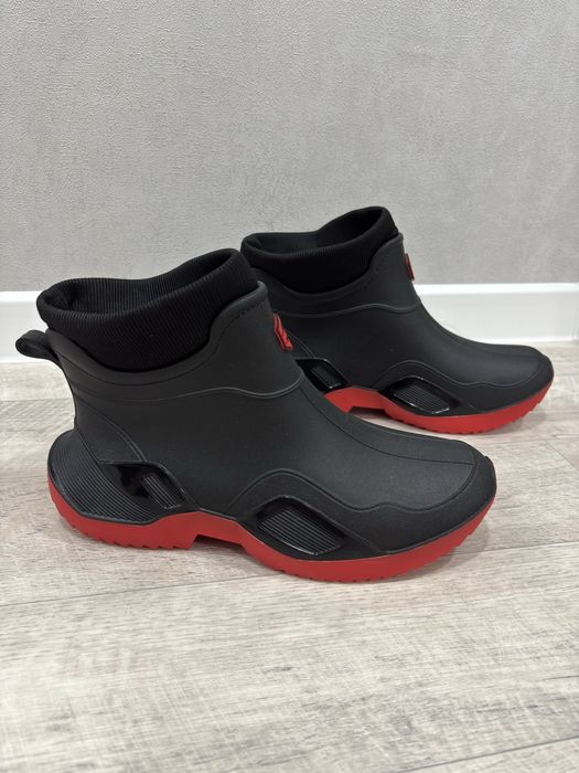 Продам зимнюю обувь