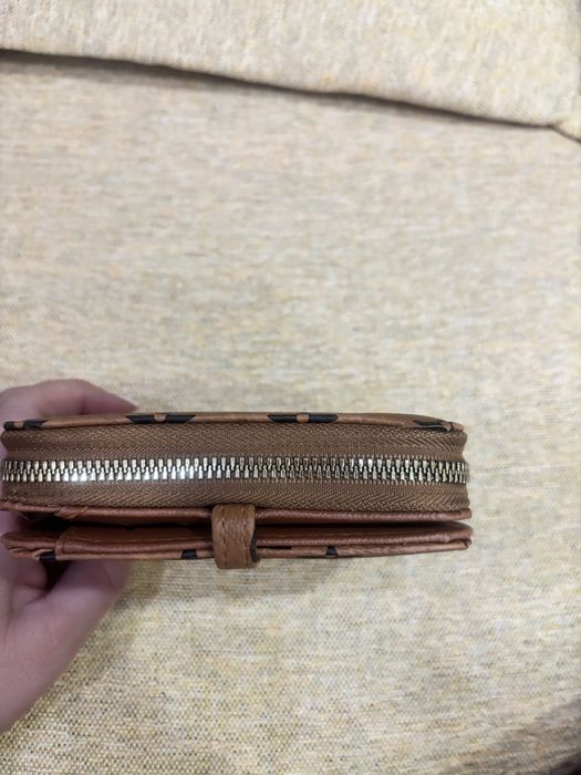 Loui Vuton poseta nou fara ericheta