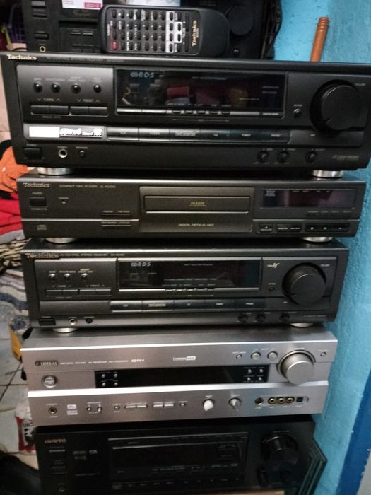 Amplificatoare / sisteme / Boxe