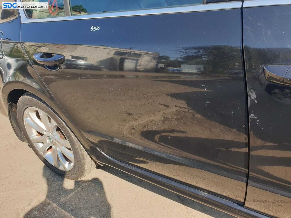 Usa Usi Portiera Portiere Dreapta Spate Dezechipata Skoda Superb 2 Hatchback Berlina 2008 - 2013 Culoare 9910