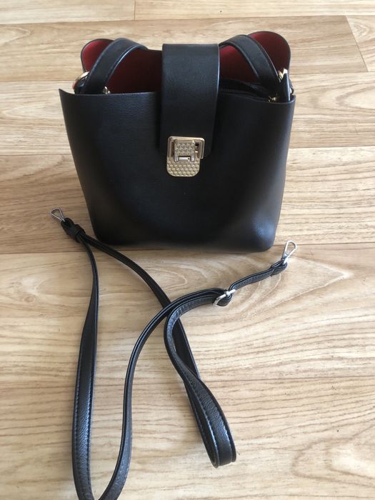 Сумочка модная новая жен