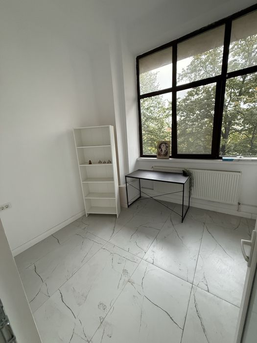 Inchiriez spatiu comercial in centru