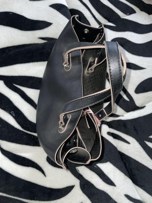 Geantă de piele nouă