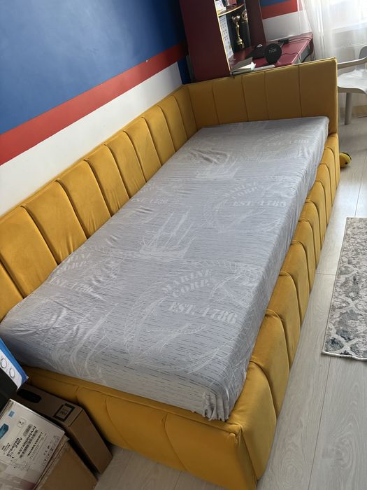 Кровать угловая