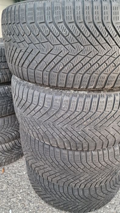 275 45 20 Pirelli 2022 4 anvelope iarna