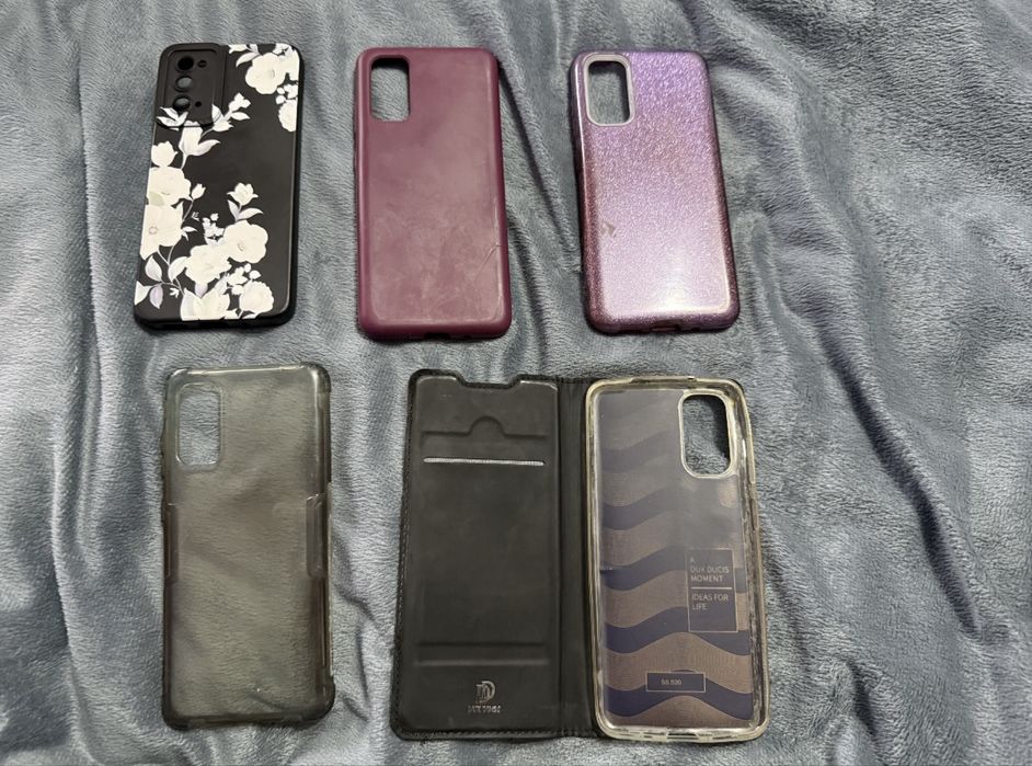 Vand huse si folii sticla Samsung Galaxy S3 S20 si huse tableta 7"