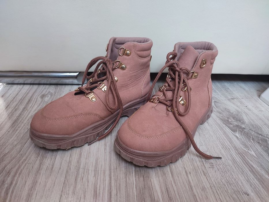 Лот дамски обувки 35 номер