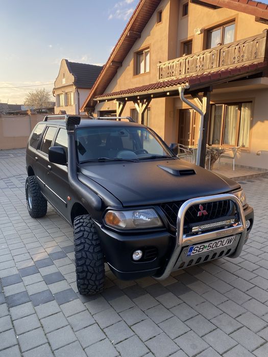 Mitsubishi Pajero Sport 2.5