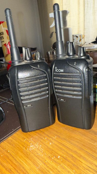 Stații icom IC-F27SR