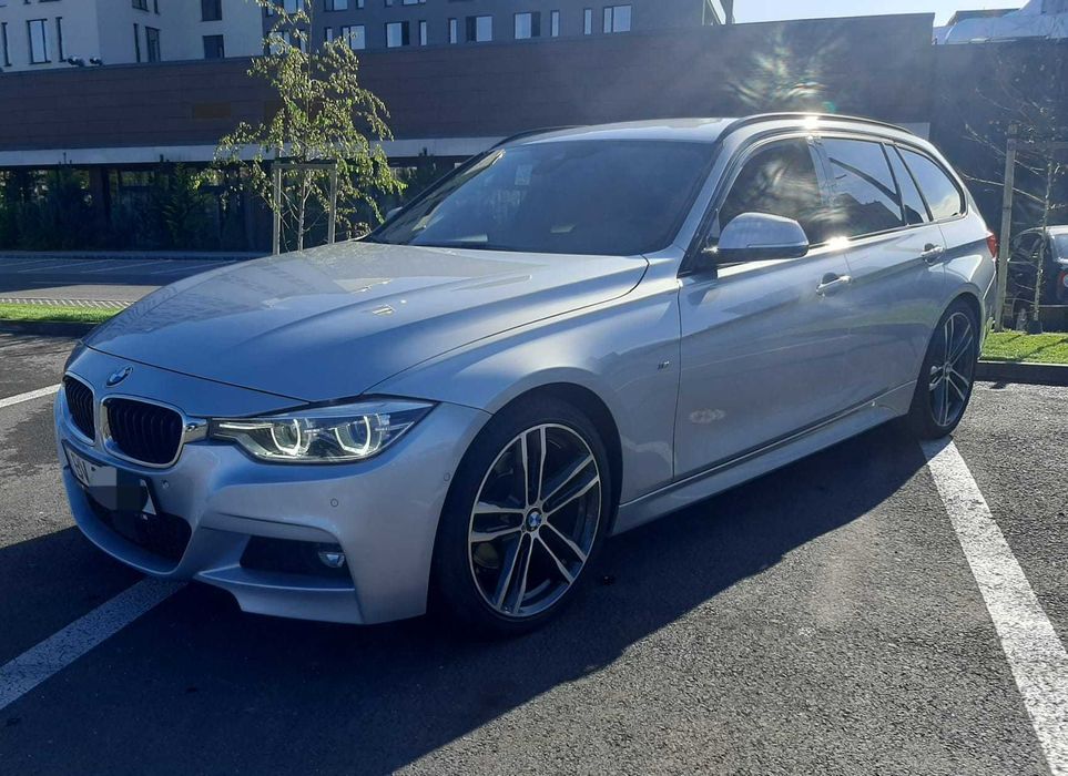 BMW 325d Touring LCI M-Sport Pachet.