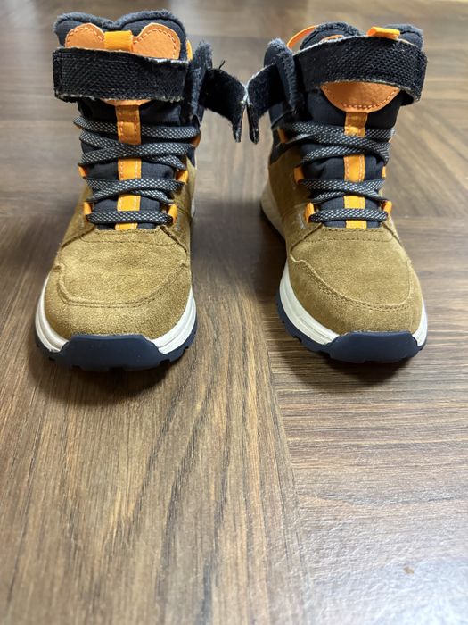 Детски зимни обувки (непромокаеми)