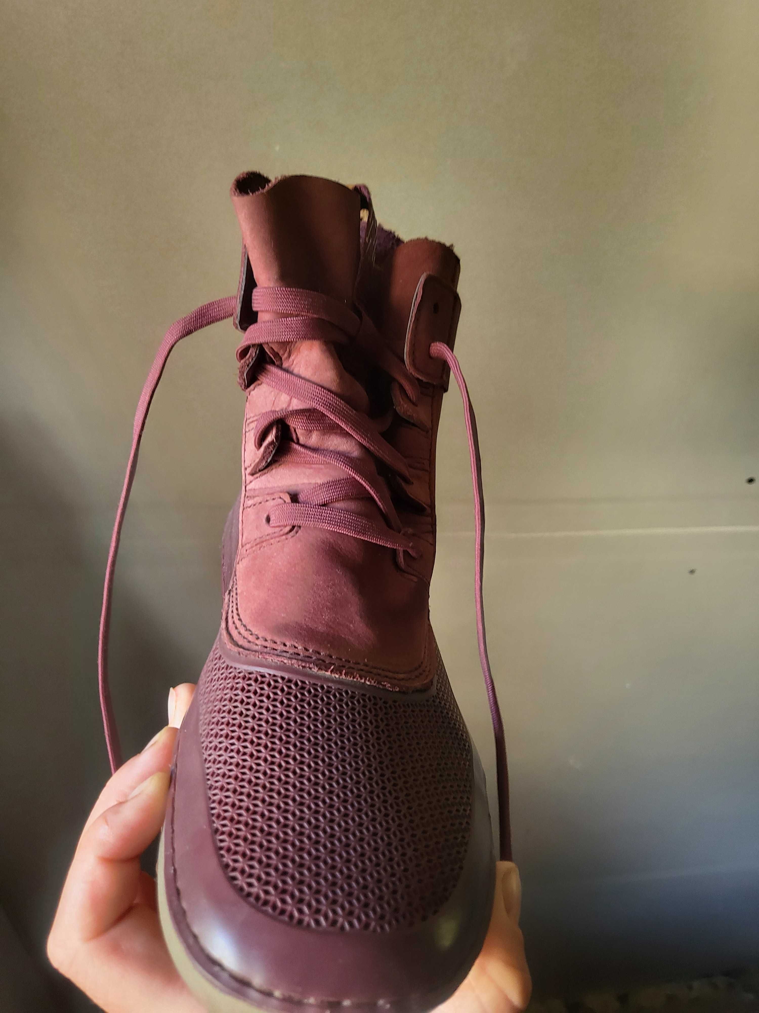 Ghete piele Clarks dama
