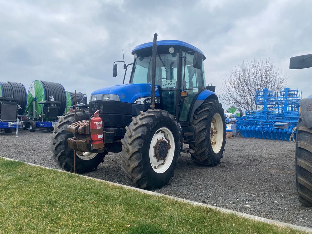 Tractor NEW Holland TD95 D