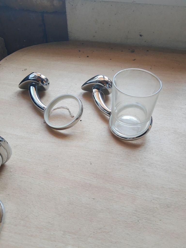 Аксесоари за баня.