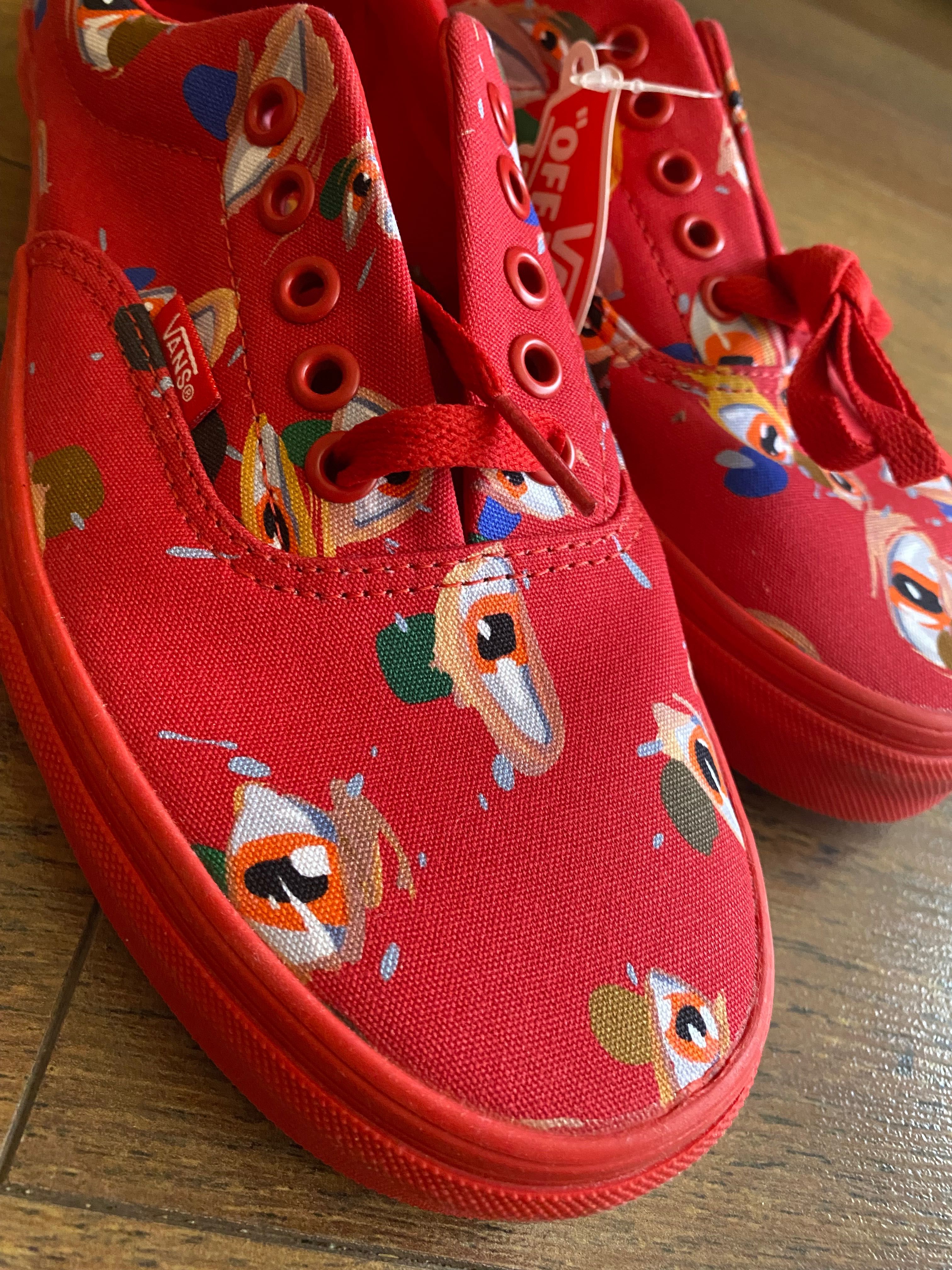 Продам слипоны Vans