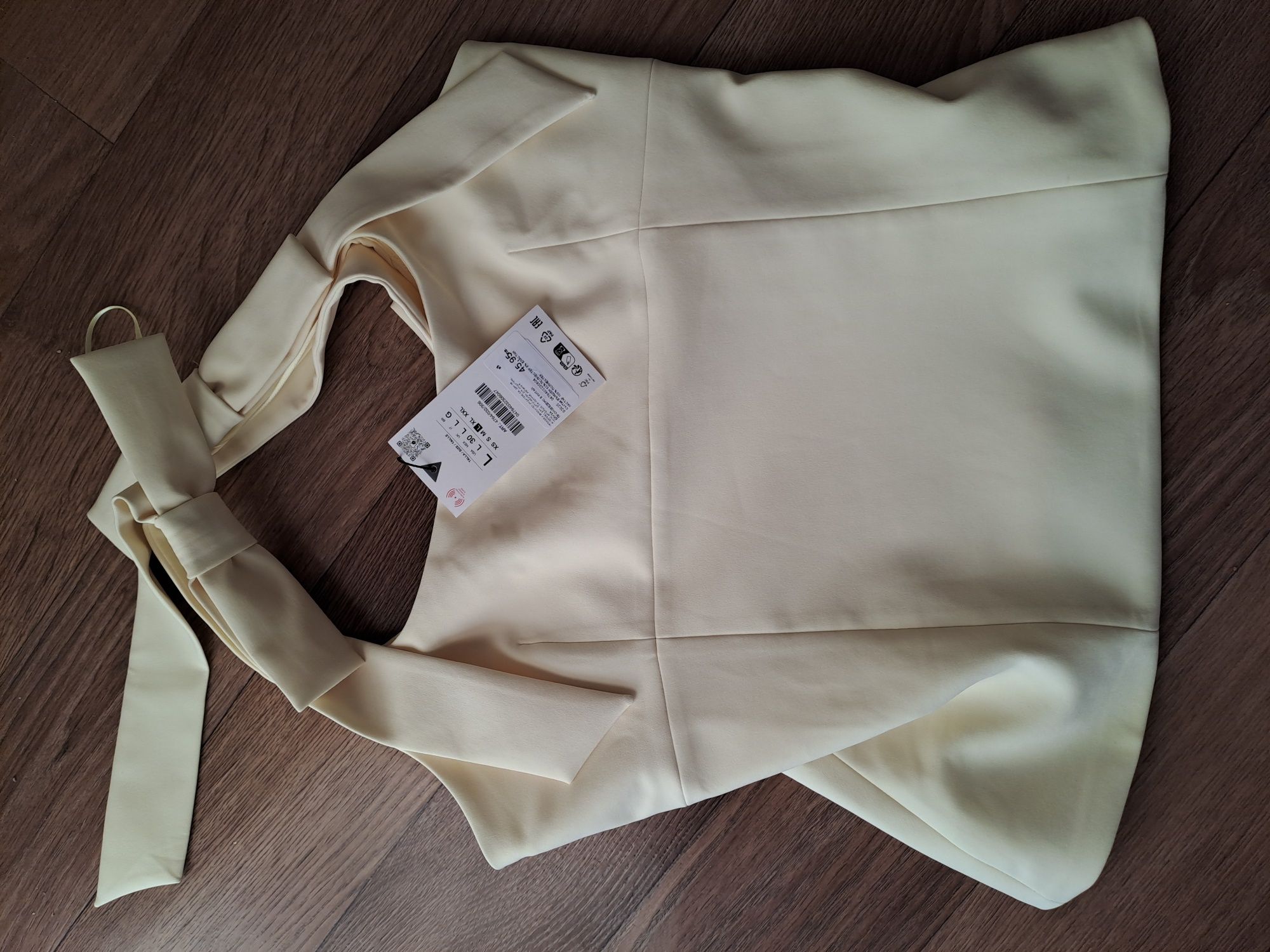 Потник Zara и къси панталони Dilvin