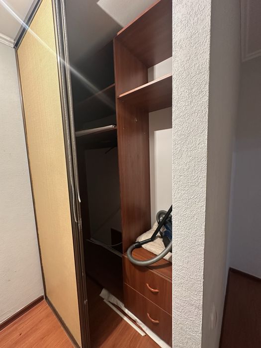 Продам полки для гардеробной