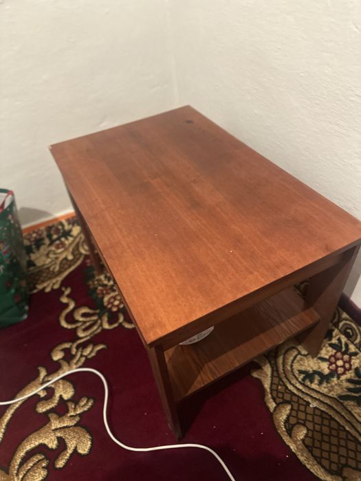 Журнальный столик