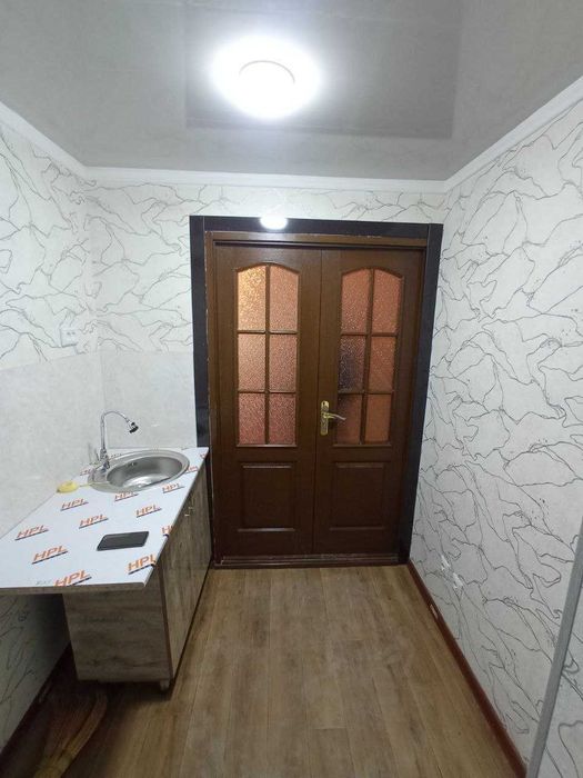 1 / 2 / 4 комнат. Чиланзар-7 Кв. Общежитие. Ор-р. Метро. Новза.