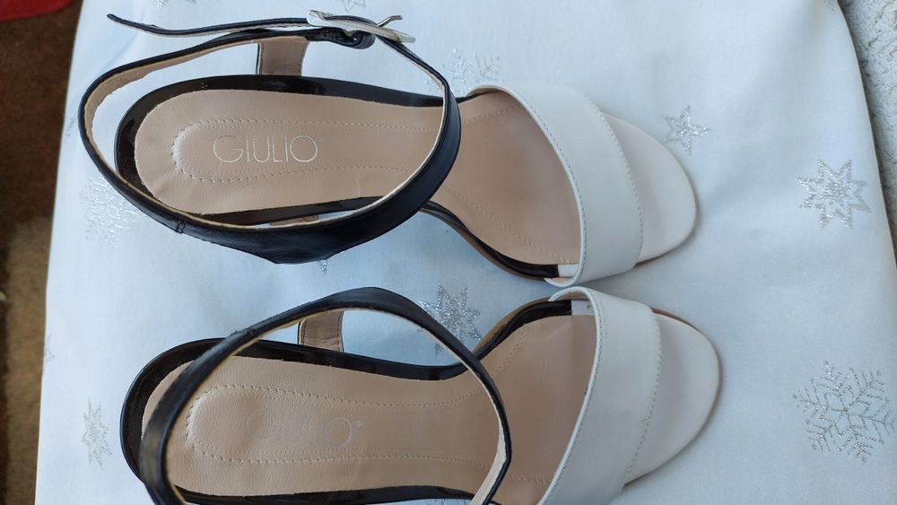 Sandale noi, piele naturala, unicat casa moda marimea 37