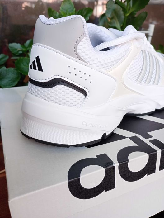 Дамски оригинални маратонки Adidas