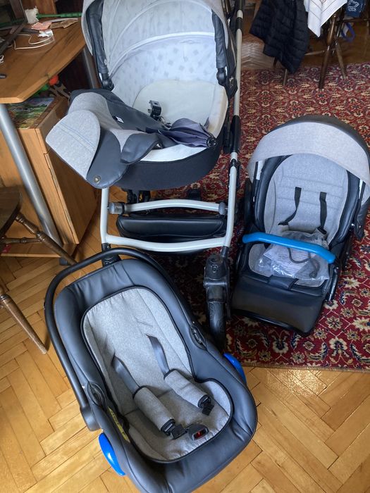 Бебешка количка с три коша