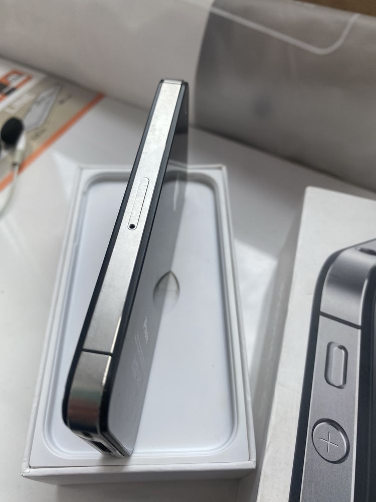 Iphone 4s ios6 продаю динозавра раритет