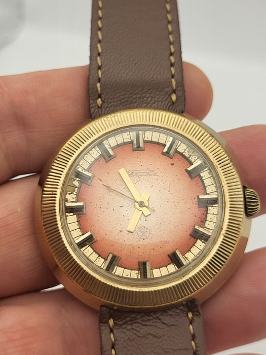 RAKETA UFO cal. 2609 Ceas Mecanic 43mm Sovietic 1970 Functional
Carcas