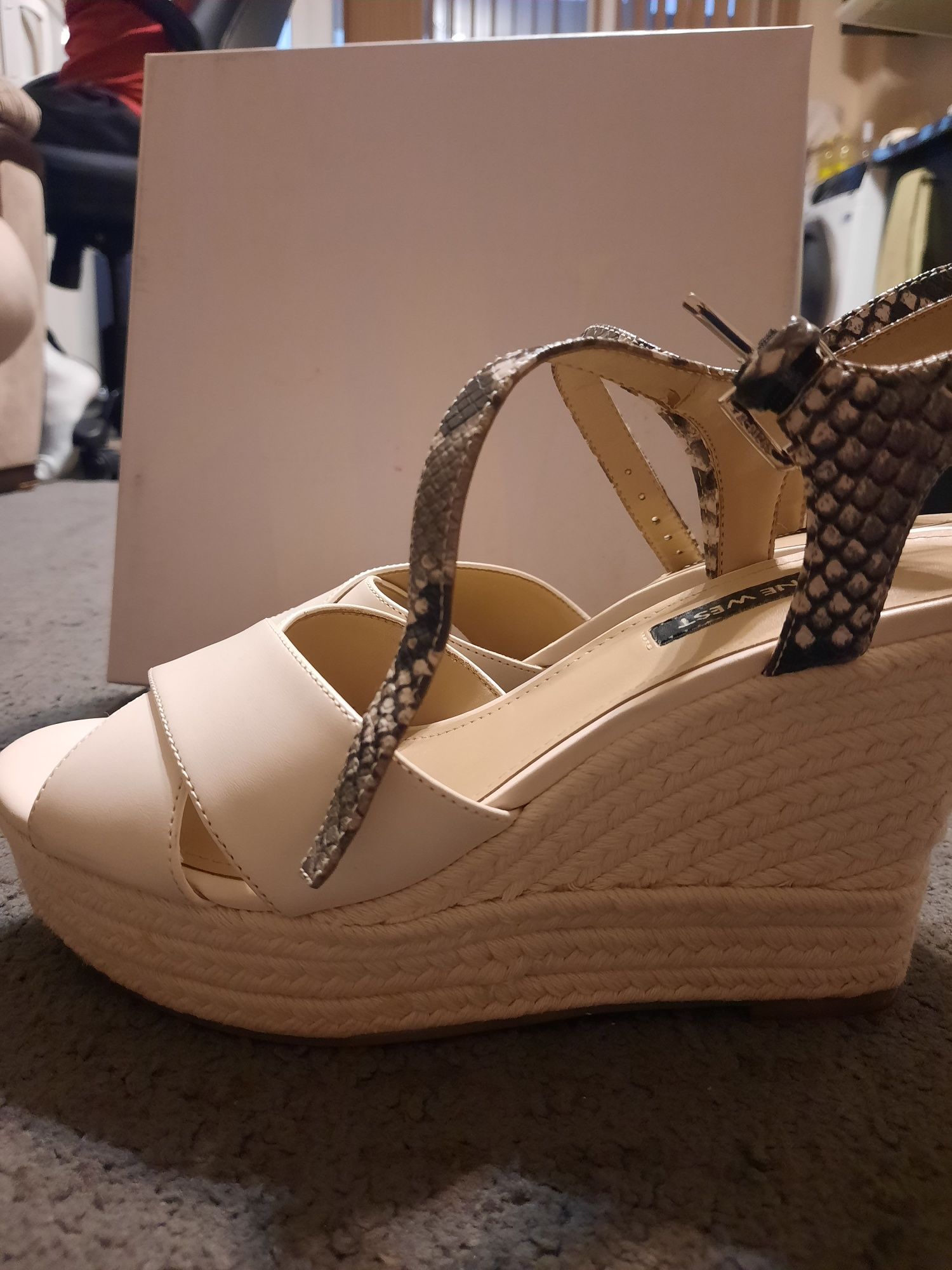 Nine West сандали
