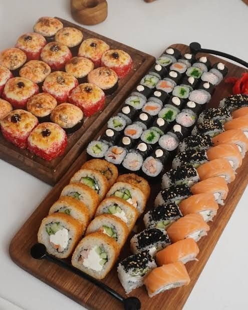 Сдам место под суши, роллы, пиццу!