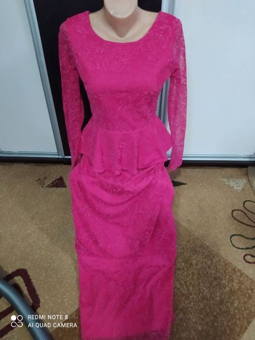 Платья новое и б.у по низким ценам