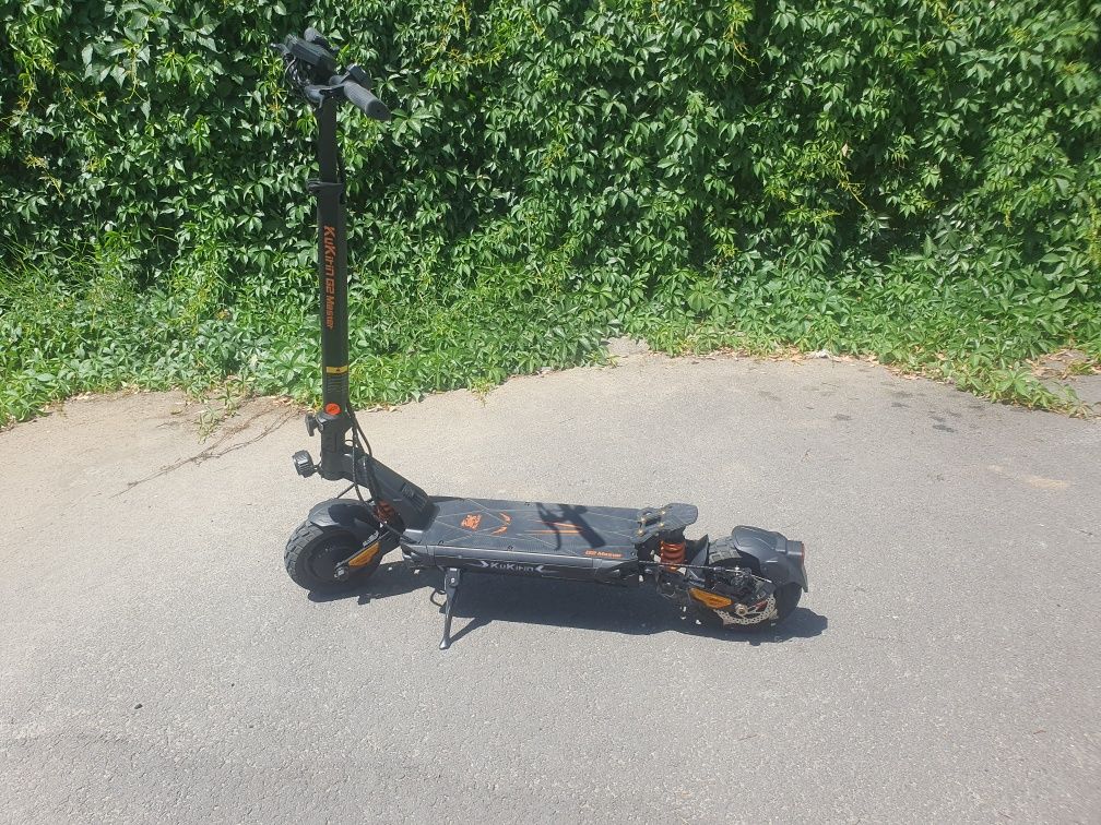 Vânt trotineta Kukirin G2 MASTER.