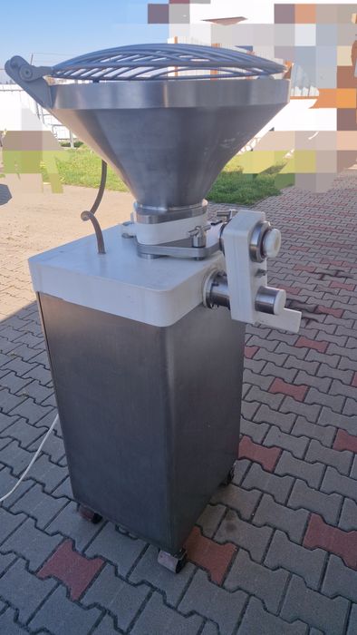 Masina de umplut carnati Sprit cu vacuum si portionare