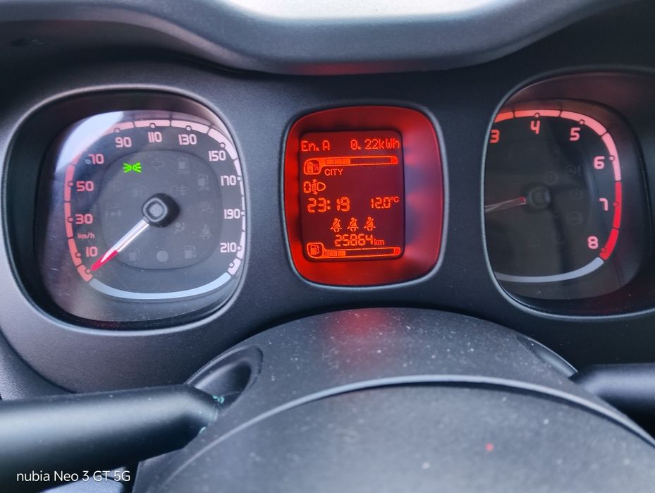 Fiat Panda Hibrida 2023   25000 km