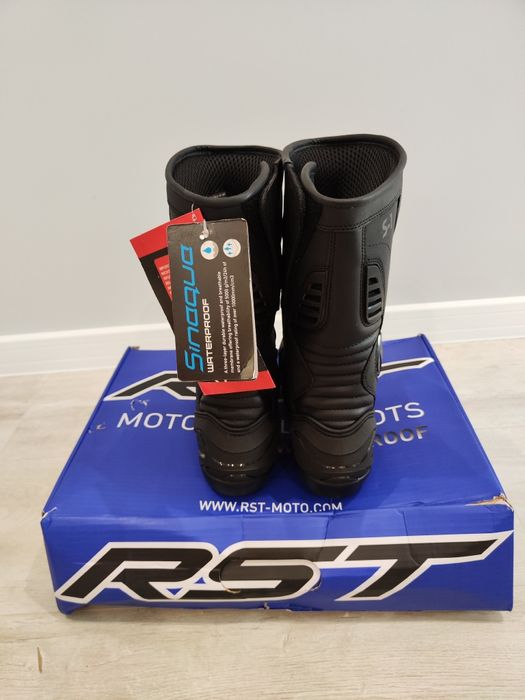 Ботуши RST waterproof номер 42