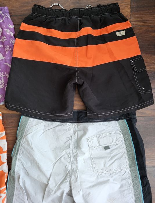 Pantaloni scurti/sorturi/bermude, marimile M - XL