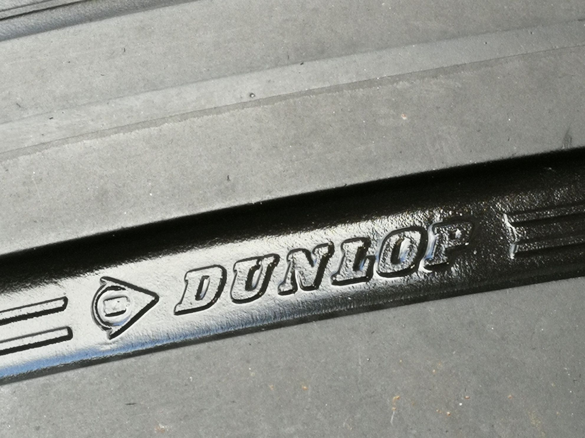 235/55/17 Dunlop  летни гуми