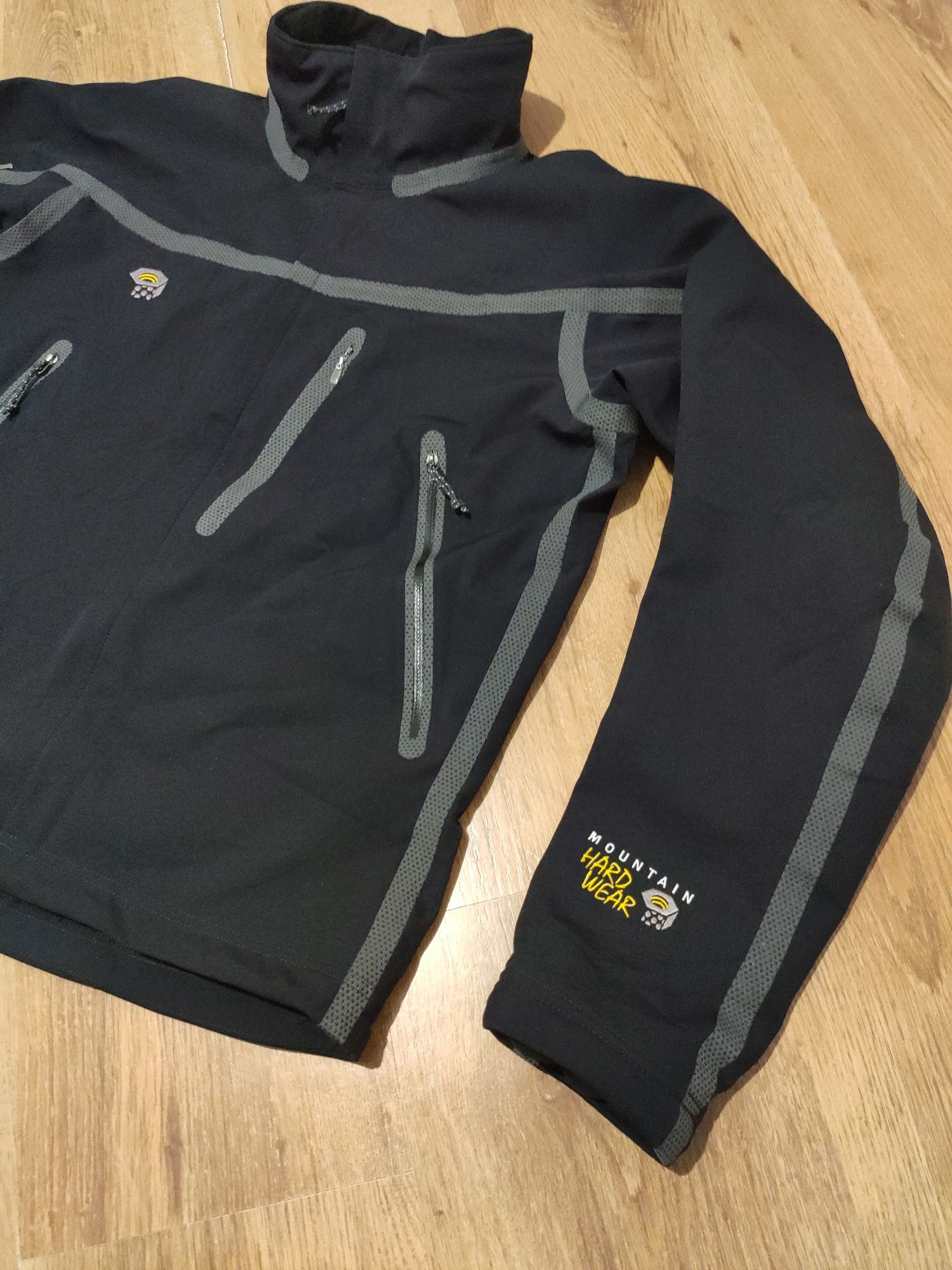 Geaca softshell Mountain Hardwear mărimea S