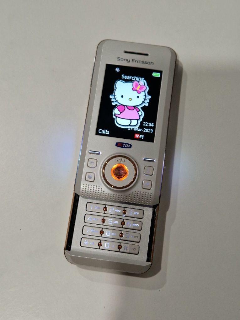 Telefon slide Helo kitty cu încărcător original