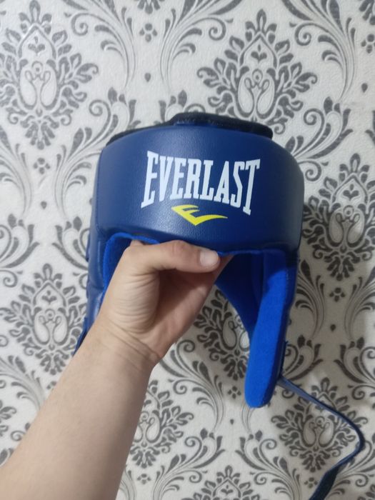 Продам боксерский комплект