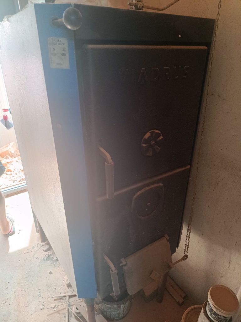 Centrala VIADRUS 30 KW, lemn și carbune