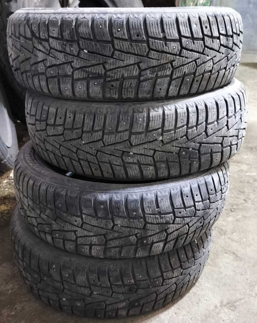 Автошины зимние, шипованные.