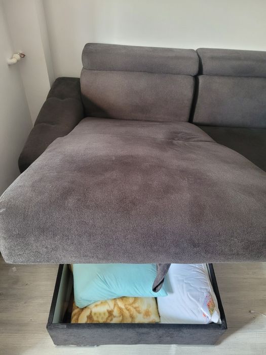 Se vinde coltar extensibil