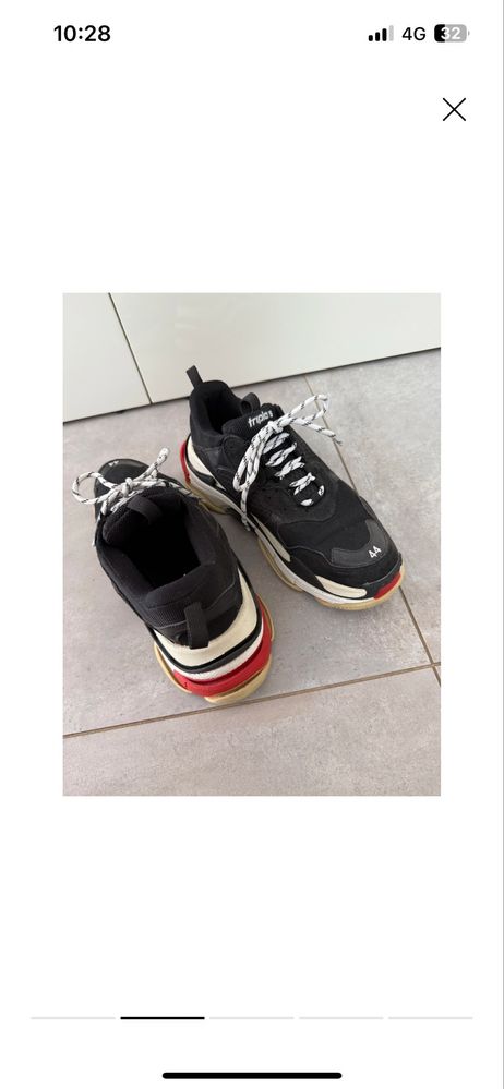 Balenciaga triple S